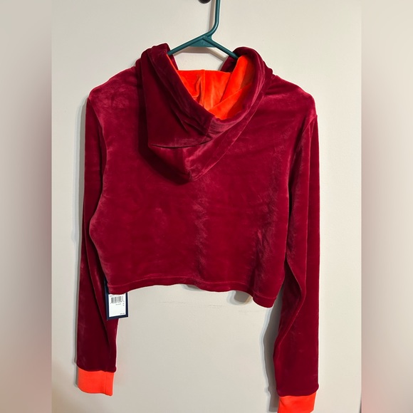 Women’s Medium FILA burgundy and orange velvet crop hooded top, hoodie - Picture 8 of 10